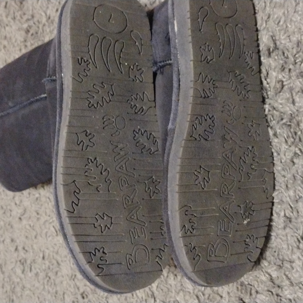 Bearpaw Tall Emma Suede Boots Size 7. Worn only once for an hour inside! - Picture 4 of 8